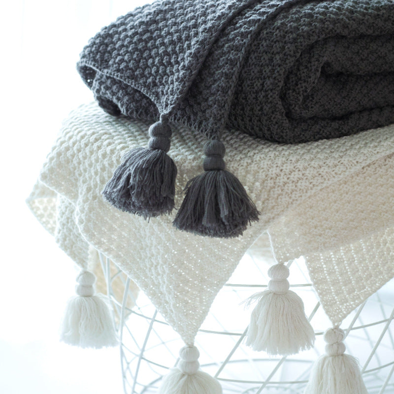 Nordic Tassel Knitted Woolen Yarn Ball Cover Blanket